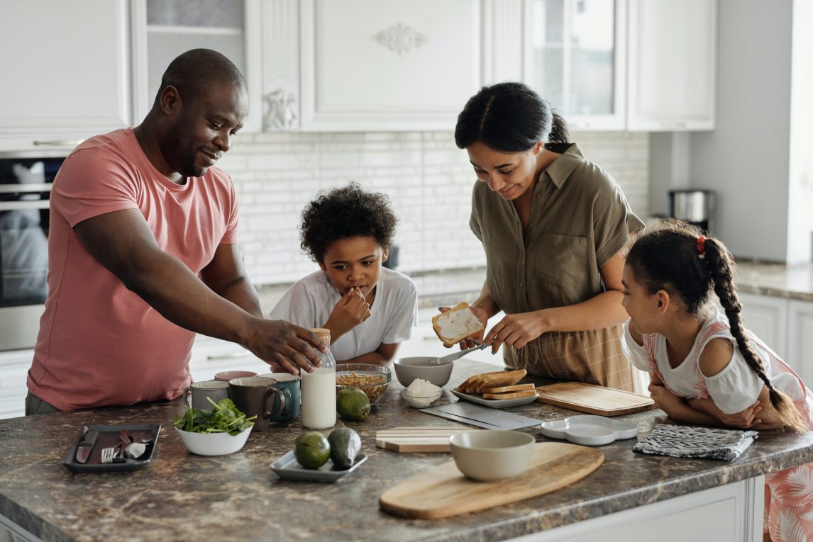 4 Best Guides For Family Meal Plan